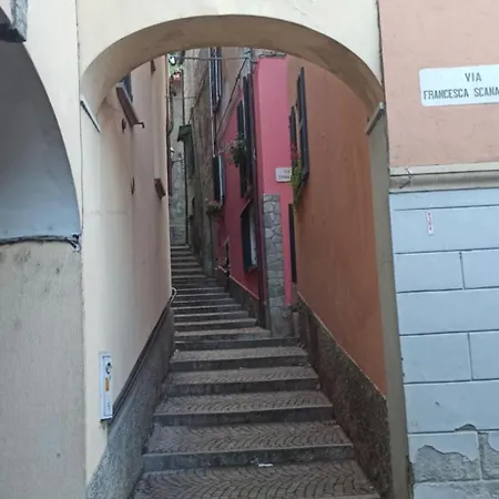 Casa Regina Dongo
